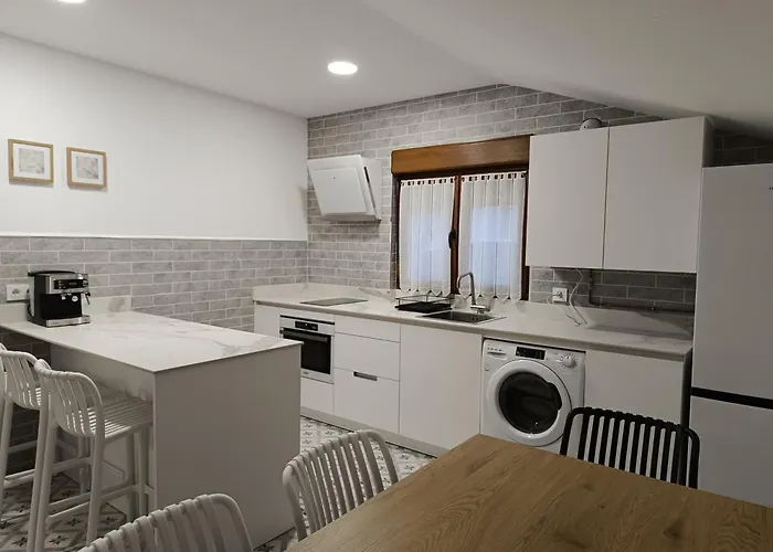 Apartamentos Casa Fredi - Las Llaceries